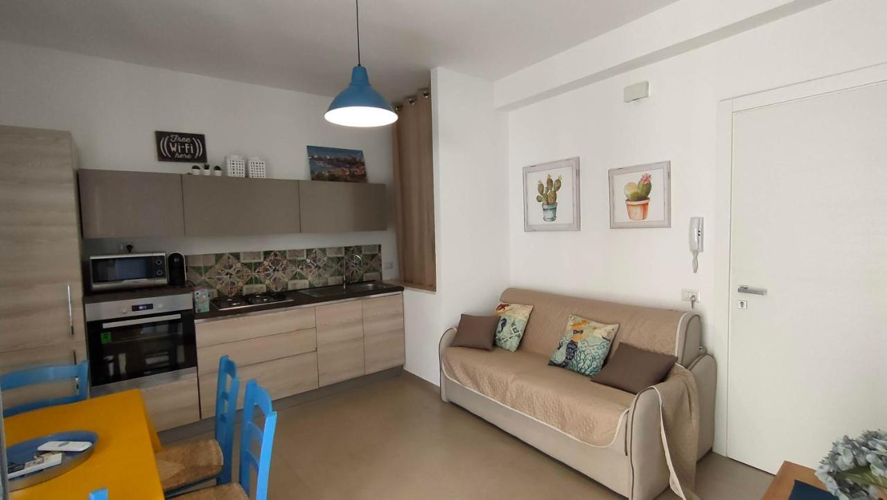 كاستيلاّماري ديل غو Casa Vacanze Gloria المظهر الخارجي الصورة